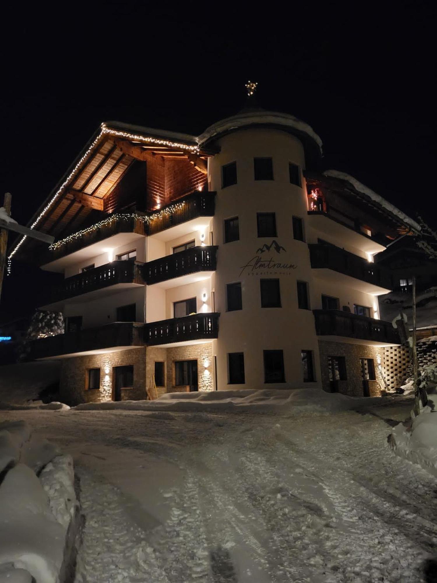 Almtraum Berwang Apartment ภายนอก รูปภาพ